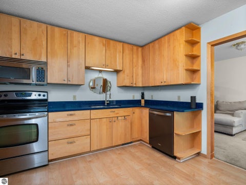 Tiny photo for 611 Washington Street, Cadillac, MI 49601 (MLS # 1950465)