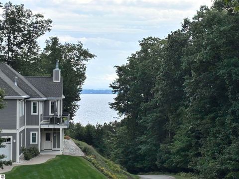 Photo of 34 E Anchor Way, Suttons Bay, MI 49682 (MLS # 1941417)