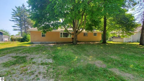 Tiny photo for 424 N Ithaca Street, Ithaca, MI 48847 (MLS # 1948412)