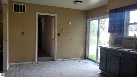 Tiny photo for 424 N Ithaca Street, Ithaca, MI 48847 (MLS # 1948412)