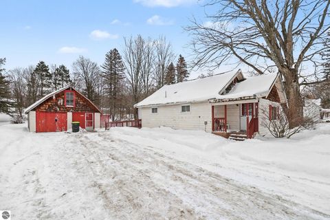 Tiny photo for 412 N Brownson Avenue, Kingsley, MI 49649 (MLS # 1942257)