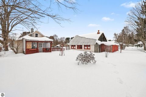 Tiny photo for 412 N Brownson Avenue, Kingsley, MI 49649 (MLS # 1942257)
