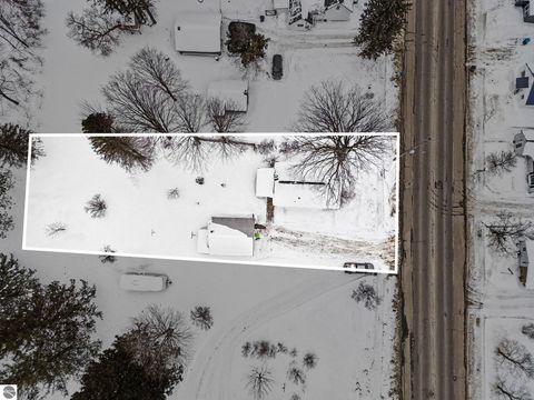 Tiny photo for 412 N Brownson Avenue, Kingsley, MI 49649 (MLS # 1942257)