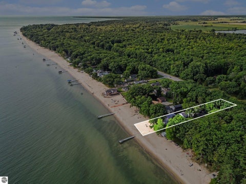Tiny photo for 1270 N Huron Road, Tawas City, MI 48763 (MLS # 1950051)