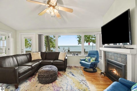Tiny photo for 1270 N Huron Road, Tawas City, MI 48763 (MLS # 1950051)