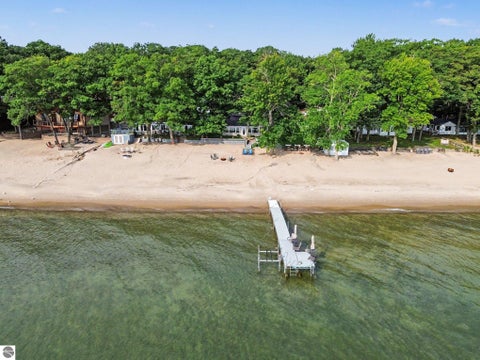 Tiny photo for 1270 N Huron Road, Tawas City, MI 48763 (MLS # 1950051)