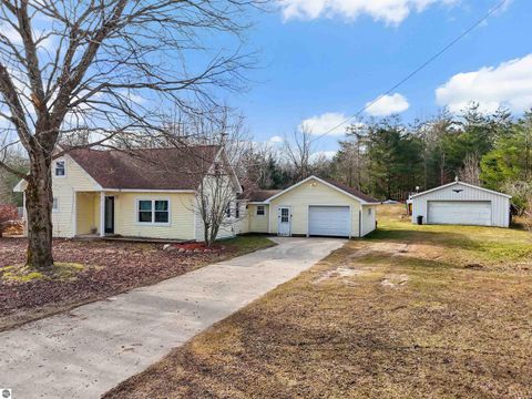 Photo of 12805 19 Mile Road, Leroy, MI 49655 (MLS # 1943613)