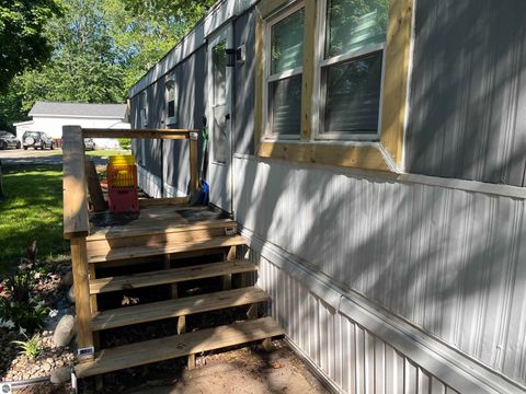 Tiny photo for 315 Linwood Avenue, Alma, MI 48801 (MLS # 1945731)