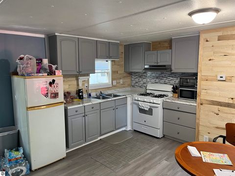 Tiny photo for 315 Linwood Avenue, Alma, MI 48801 (MLS # 1945731)