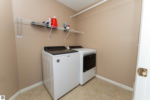 Tiny photo for 1662 Chippewa Way, Mt Pleasant, MI 48858 (MLS # 1951894)