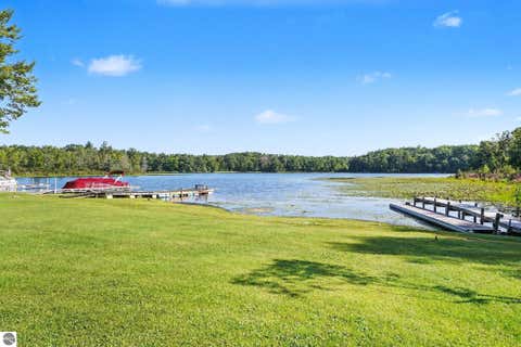 Tiny photo for 4422 S Sunset Drive, Glennie, MI 48737 (MLS # 1949666)
