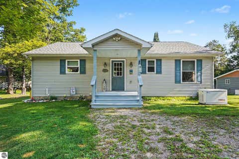 Tiny photo for 4422 S Sunset Drive, Glennie, MI 48737 (MLS # 1949666)