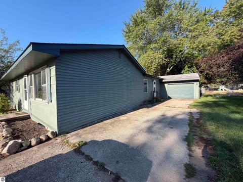 Tiny photo for 1115 Park, Clare, MI 48617 (MLS # 1950028)