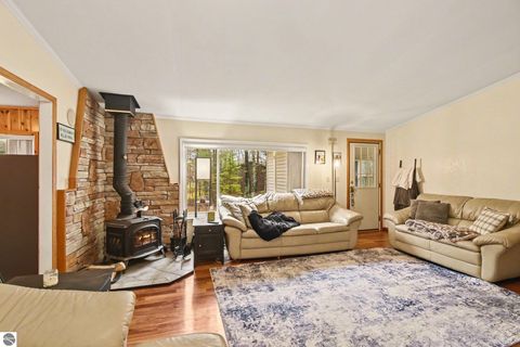 Tiny photo for 1258 N Plank Road, Tawas City, MI 48763 (MLS # 1943911)