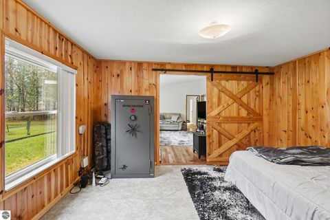 Tiny photo for 1258 N Plank Road, Tawas City, MI 48763 (MLS # 1943911)