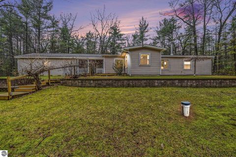 Tiny photo for 1258 N Plank Road, Tawas City, MI 48763 (MLS # 1943911)