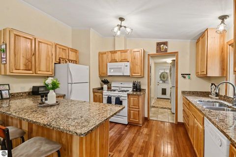 Tiny photo for 1258 N Plank Road, Tawas City, MI 48763 (MLS # 1943911)