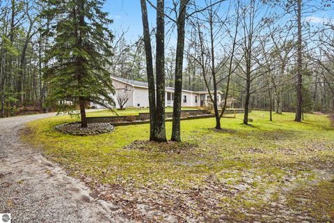 Tiny photo for 1258 N Plank Road, Tawas City, MI 48763 (MLS # 1943911)