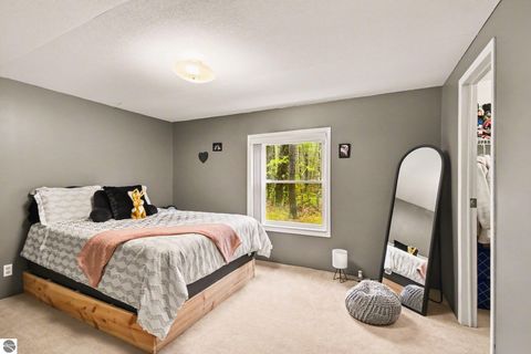 Tiny photo for 1258 N Plank Road, Tawas City, MI 48763 (MLS # 1943911)