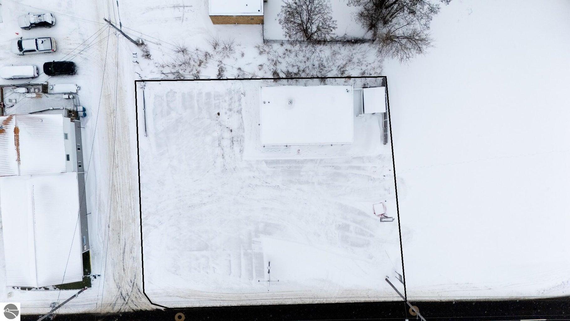 5861 W Houghton Lake Drive