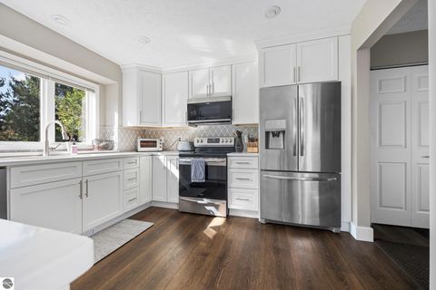 Tiny photo for 4869 Westchester Commons, Traverse City, MI 49684 (MLS # 1944929)