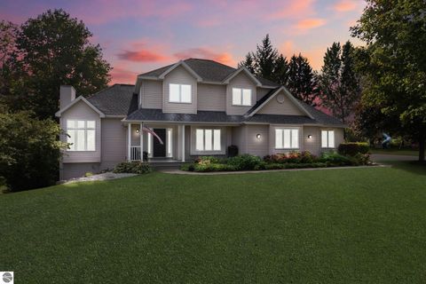 Tiny photo for 4869 Westchester Commons, Traverse City, MI 49684 (MLS # 1944929)