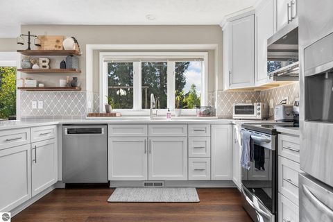 Tiny photo for 4869 Westchester Commons, Traverse City, MI 49684 (MLS # 1944929)