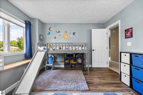 Tiny photo for 4869 Westchester Commons, Traverse City, MI 49684 (MLS # 1944929)