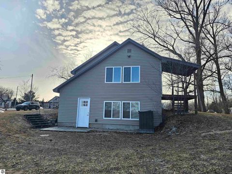 Tiny photo for 221 S Baldwin Street, Lake City, MI 49651 (MLS # 1942842)