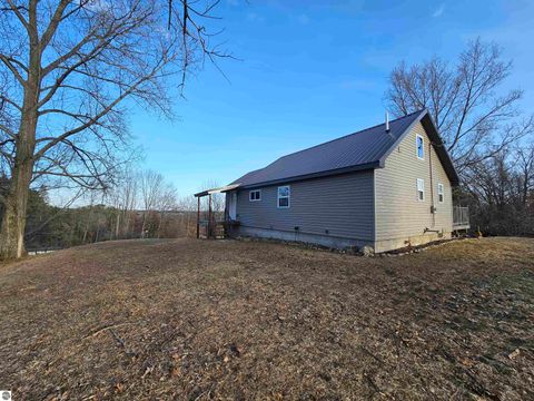 Tiny photo for 221 S Baldwin Street, Lake City, MI 49651 (MLS # 1942842)