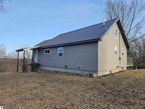 Tiny photo for 221 S Baldwin Street, Lake City, MI 49651 (MLS # 1942842)