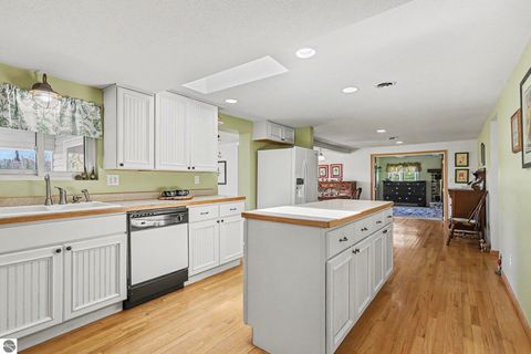 Tiny photo for 8101 Long Lake Road, Hale, MI 48739 (MLS # 1945503)