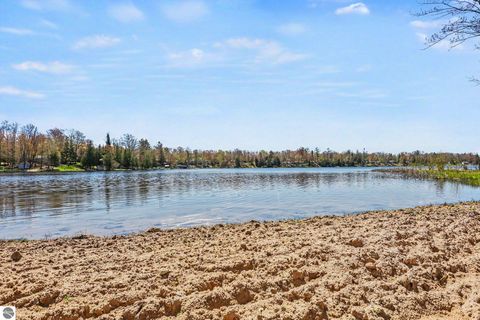Tiny photo for 8101 Long Lake Road, Hale, MI 48739 (MLS # 1945503)