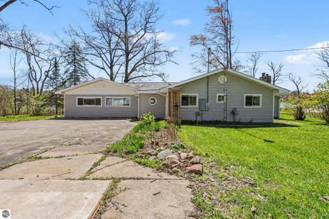 Tiny photo for 8101 Long Lake Road, Hale, MI 48739 (MLS # 1945503)