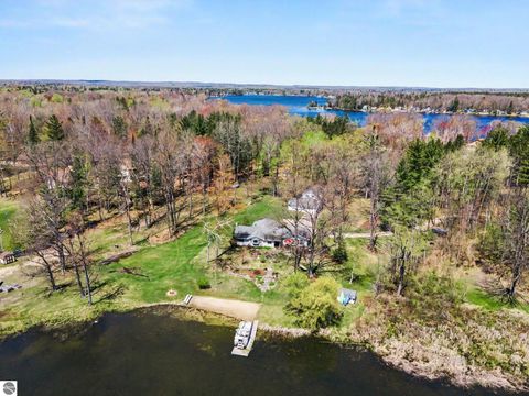Tiny photo for 8101 Long Lake Road, Hale, MI 48739 (MLS # 1945503)