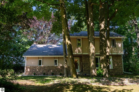 Tiny photo for 804 Ashland Drive, Mt Pleasant, MI 48858 (MLS # 1948375)
