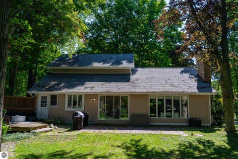 Tiny photo for 804 Ashland Drive, Mt Pleasant, MI 48858 (MLS # 1948375)