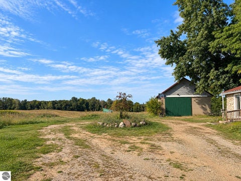 Tiny photo for 531 Truman Road, Barryton, MI 49305 (MLS # 1950825)