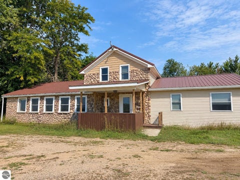 Tiny photo for 531 Truman Road, Barryton, MI 49305 (MLS # 1950825)