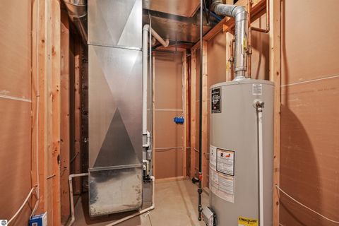 Tiny photo for 180 Hunters Ridge, Cadillac, MI 49601 (MLS # 1942204)