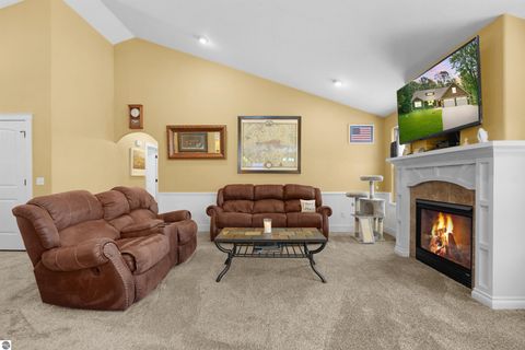 Tiny photo for 180 Hunters Ridge, Cadillac, MI 49601 (MLS # 1942204)