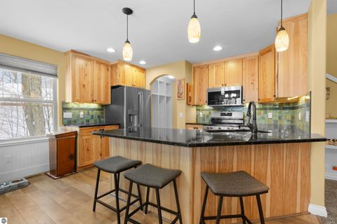 Tiny photo for 180 Hunters Ridge, Cadillac, MI 49601 (MLS # 1942204)