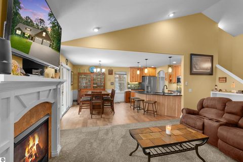 Tiny photo for 180 Hunters Ridge, Cadillac, MI 49601 (MLS # 1942204)