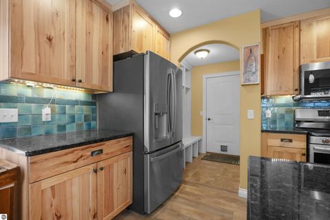 Tiny photo for 180 Hunters Ridge, Cadillac, MI 49601 (MLS # 1942204)