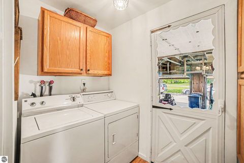 Tiny photo for 4389 Pine River Road, St Louis, MI 48880 (MLS # 1945756)