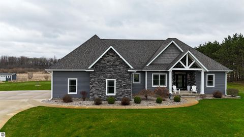 Photo of 3245 Paddock Lane, Mt Pleasant, MI 48858 (MLS # 1943842)