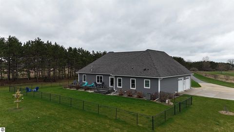 Tiny photo for 3245 Paddock Lane, Mt Pleasant, MI 48858 (MLS # 1943842)