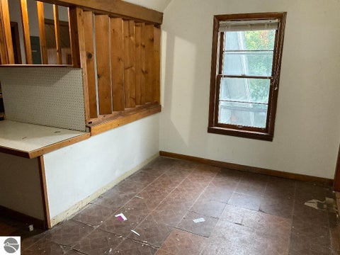 Tiny photo for 124 W Pine Street, Cadillac, MI 49601 (MLS # 1948761)