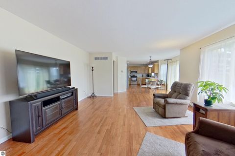 Tiny photo for 1522 Eastpointe Drive, Mt Pleasant, MI 48858 (MLS # 1944307)