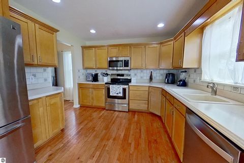 Tiny photo for 1522 Eastpointe Drive, Mt Pleasant, MI 48858 (MLS # 1944307)